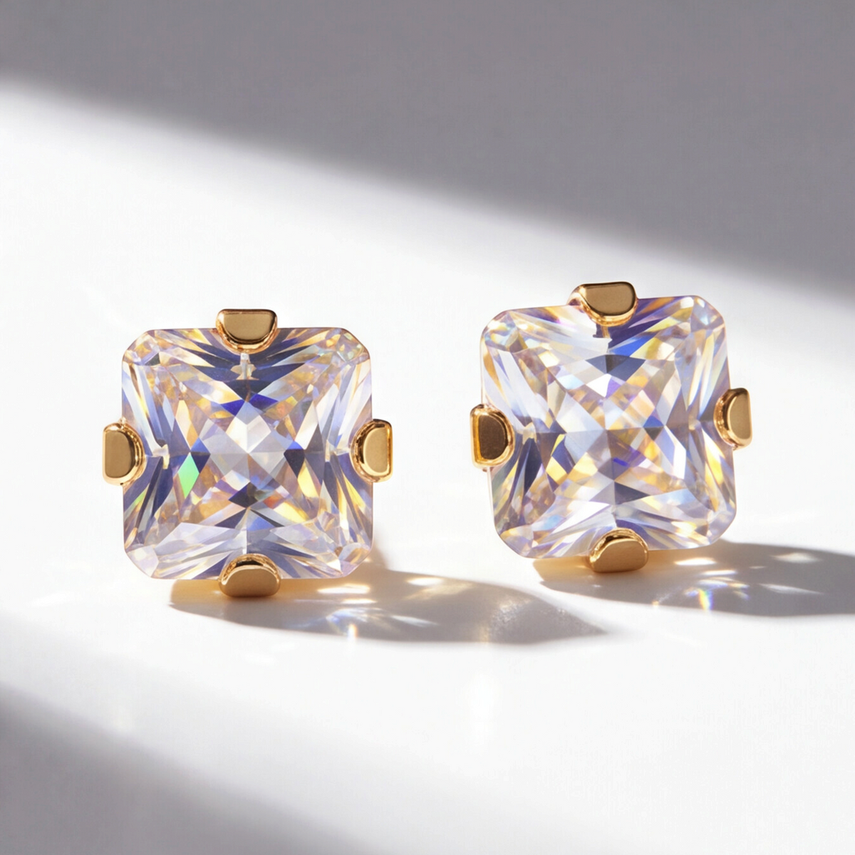 18K Gold Plated Diamond Point Earring 131