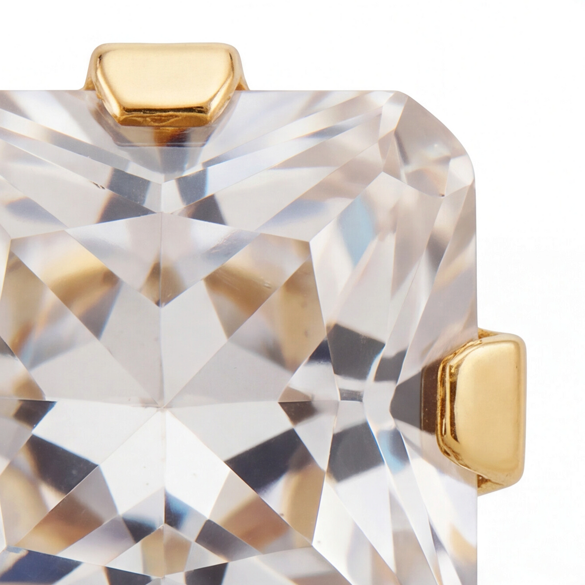 18K Gold Plated Square Diamond Earring 139