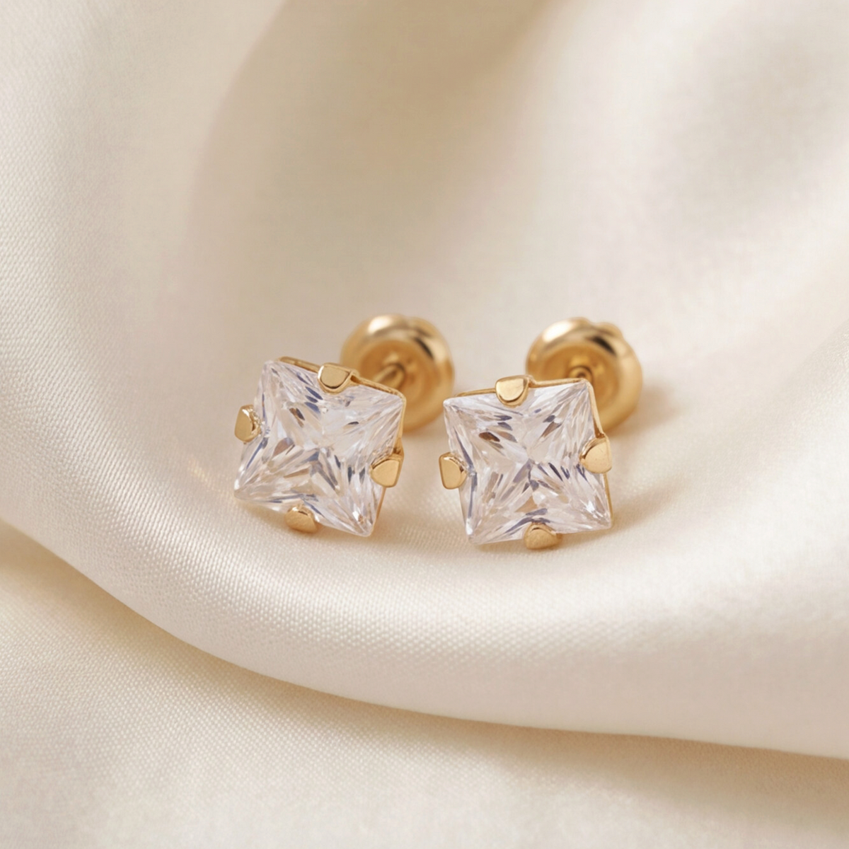 18K Gold Plated Small Diamond Earring 178