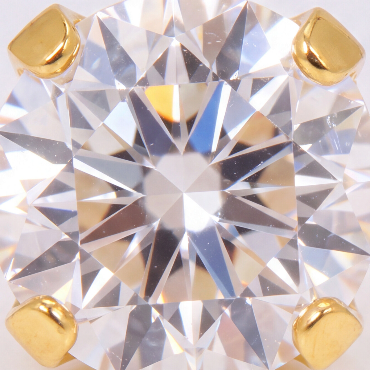 18K Gold Plated Diamond Earring 180
