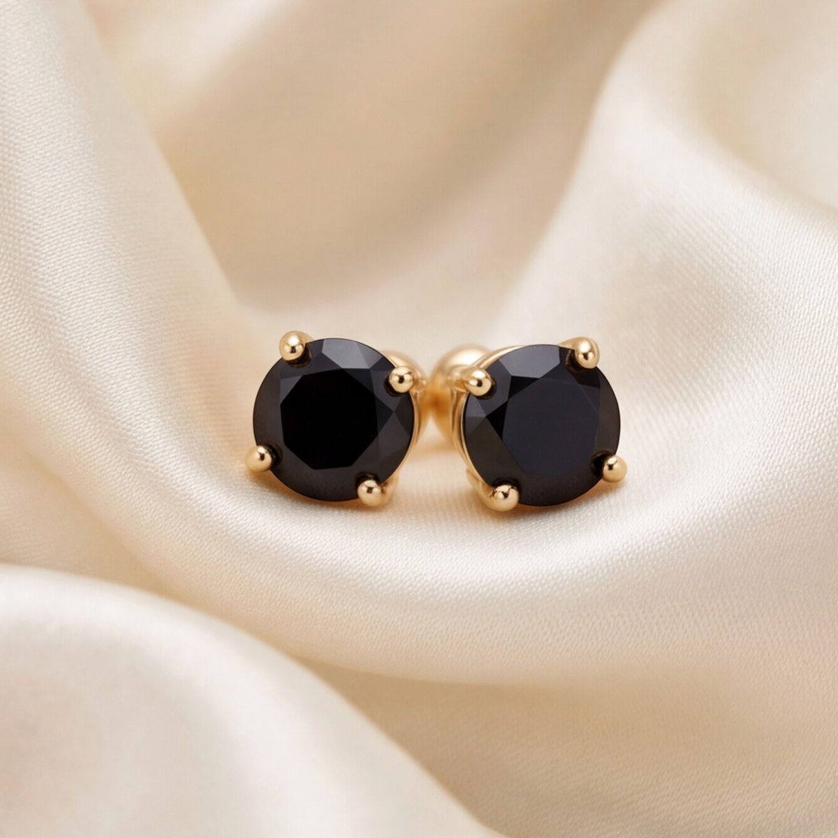 Gold Plated 3mm Crystal Jet Earring 185