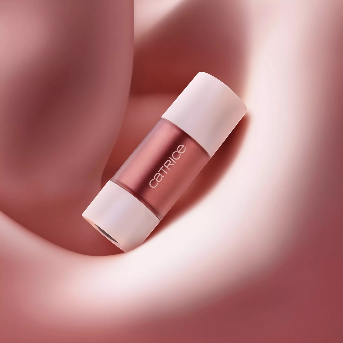 Soft Embrace Liquid Shimmer Blush